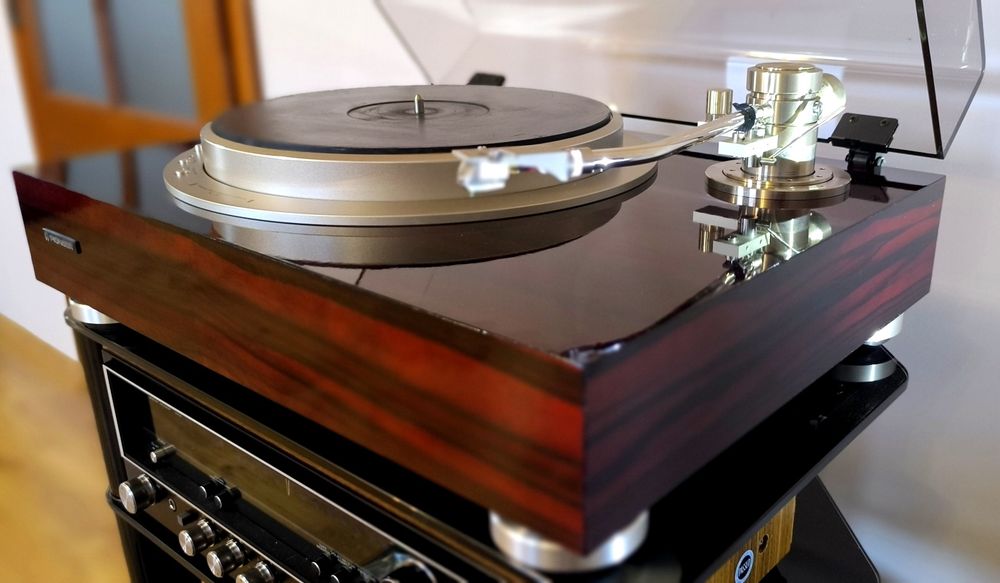 Gramofon Pioneer PL 70 top stan