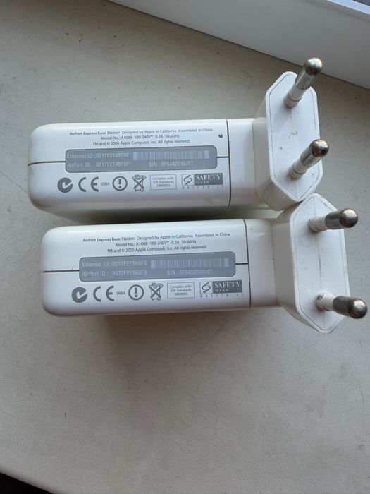 Apple AirPort Express Wi-Fi роутер A1088.