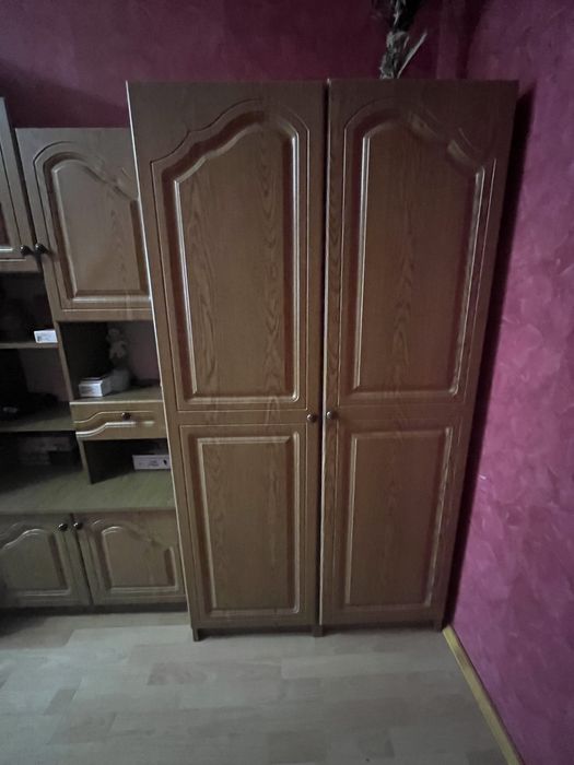 Стінка у вітальню, стенка в гостинную