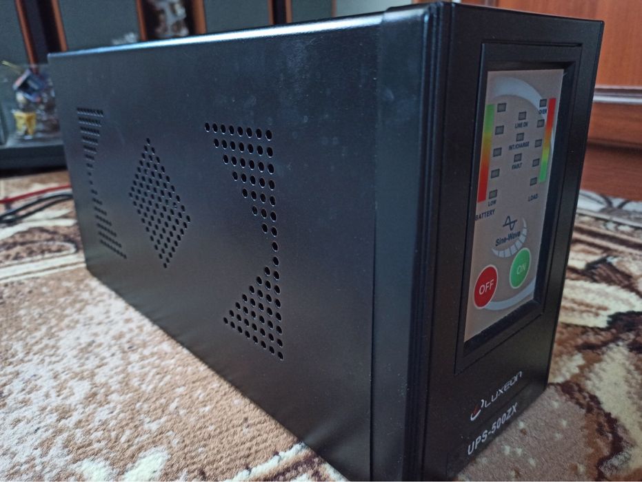 Luxeon UPS-500ZX джерело безперебійного живлення
