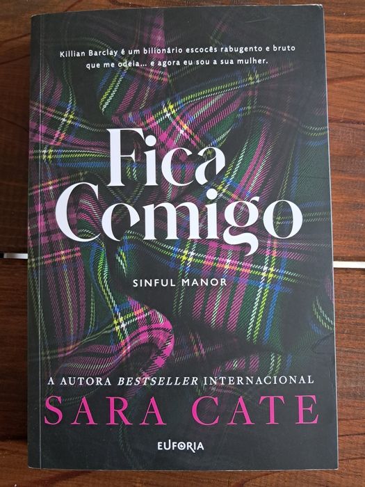 Livro: Fica comigo