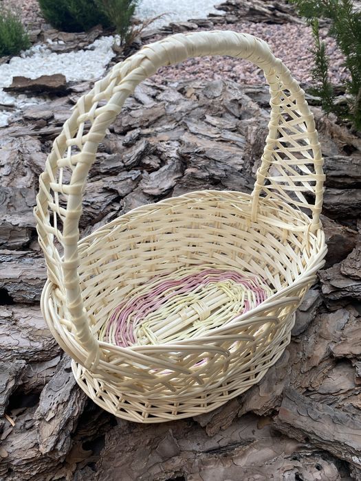 Кошик для фруктів на Спаса