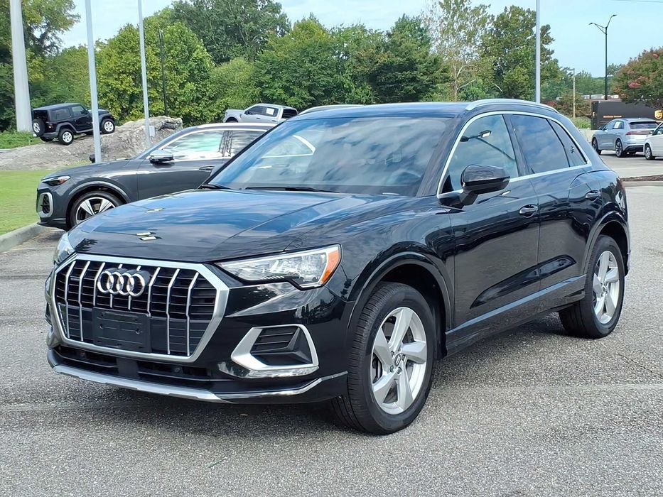Audi Q3      2019