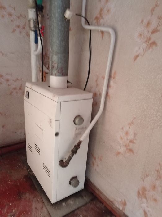 Помешкання біля річки. Село Брусилів.