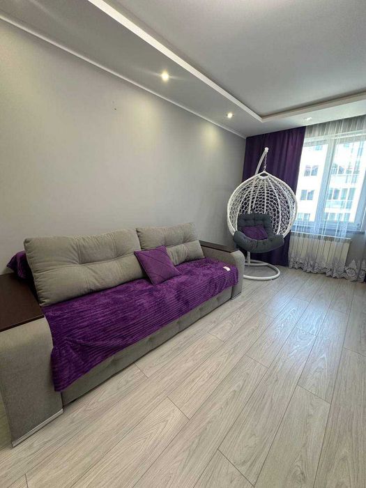 Пропонується затишна 2х кімнатна квартира в новому зданому будинку.