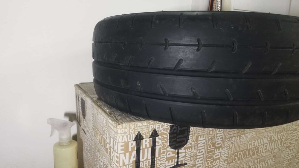 Jantes 106 GTI com pneus Yokohama A052 novos