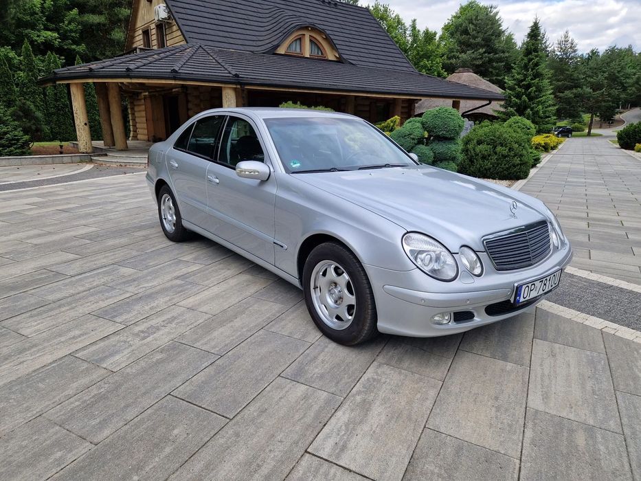 Mercedes-Benz Klasa E Super stan, bez korozji, bogate wyposażenie, FV 23%