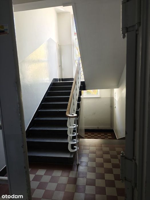 Art Deco z klimatem – ul. Narutowicza, 61 m² w sercu Stalowej Woli