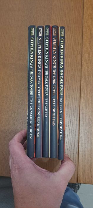 Dark Tower vols 1 a 5 HC