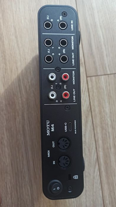 MOTU M4  Interfejs audio