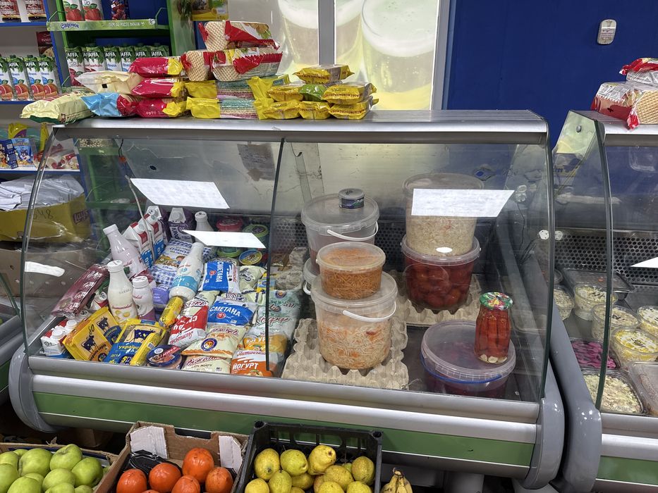 Холодильна вітрина