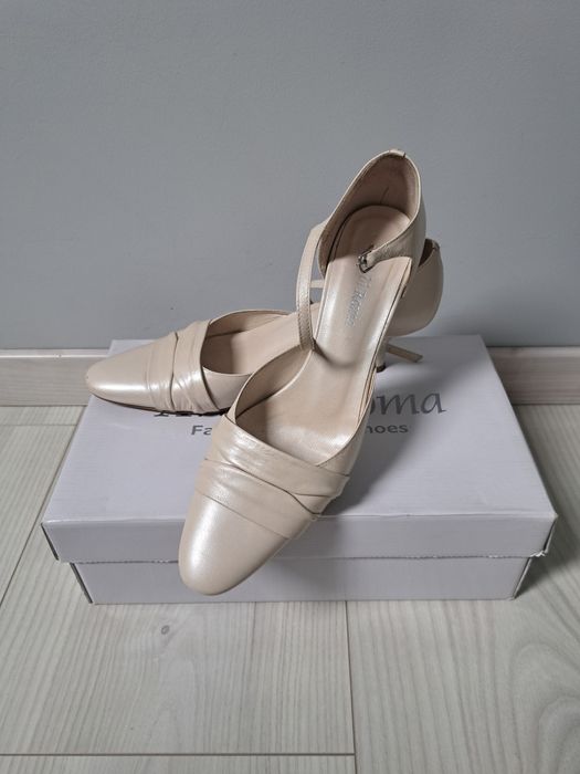 Buty (ślubne) na obcasie r. 37 Arte di Roma
