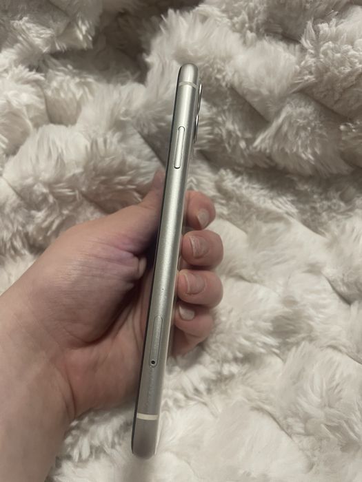 Iphone 11 64GB, Stan idealny!