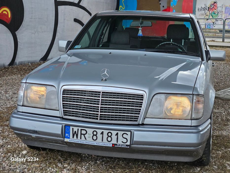 Mercedes-Benz W124