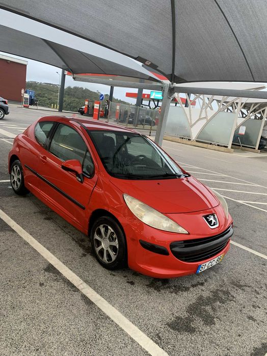 Peugeot 207 1.4 HDi Diesel – 318998 km – Económico