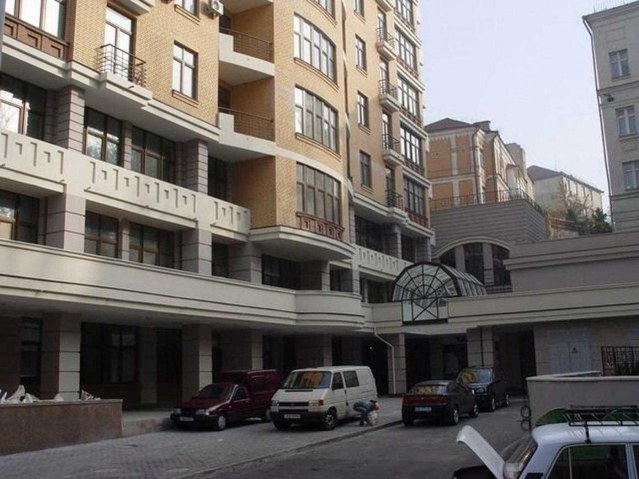 ОРЕНДА квартири на Лютеранській, 10А. Хрещатик 3хв