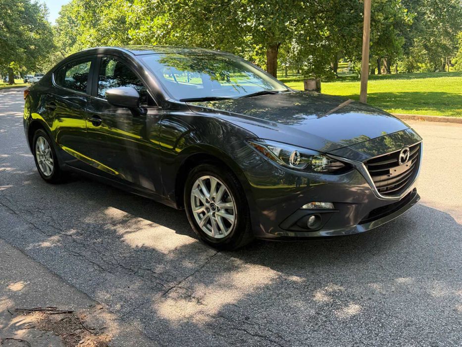 Mazda 3 i Touring      2016