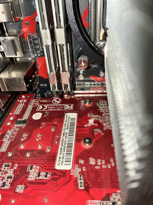 Компютер Xeon 2667 v2/16gb ddr3/600w/gt240 1gb/корпус/башня