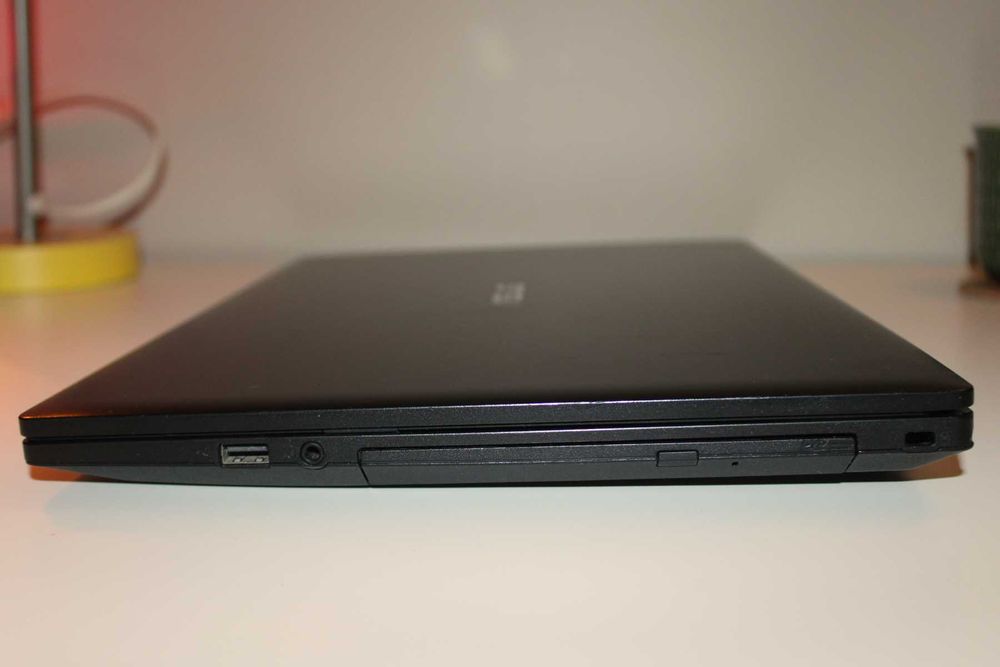 ASUSPRO i7 – Performance de Topo | 8GB RAM | SSD Samsung PRO | 15.6