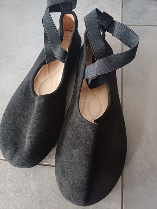 Baleriny 41 42 damskie czarne nowe z gumką