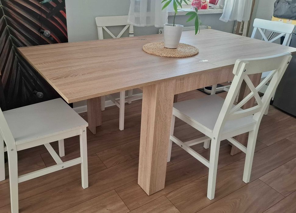 Stół do jadalni 90x90 rozkładany