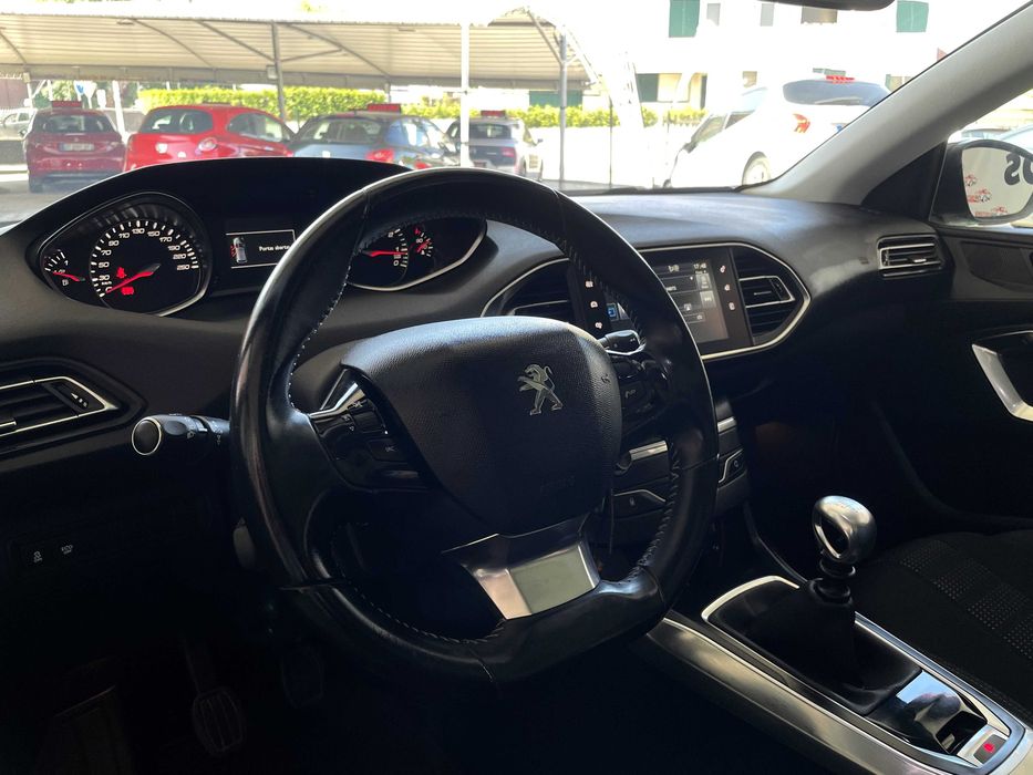 Peugeot 308 1.2 PureTech Allure