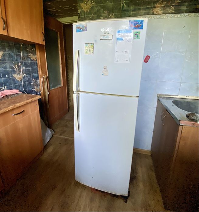 Продам холодильники Haier и LG  б/у