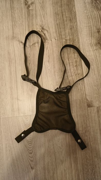 Plecakowy noszak na hełm