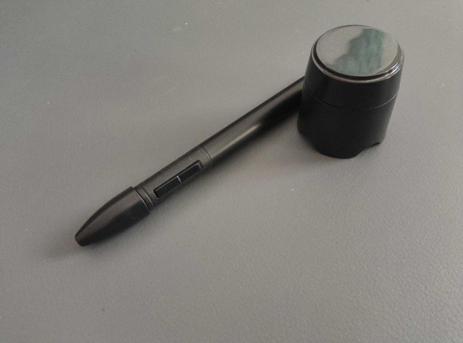 Продам Графічний планшет Huion H1060Plus