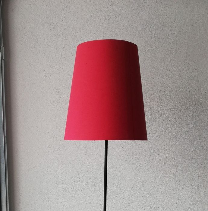 Candeeiro de pé, vermelho