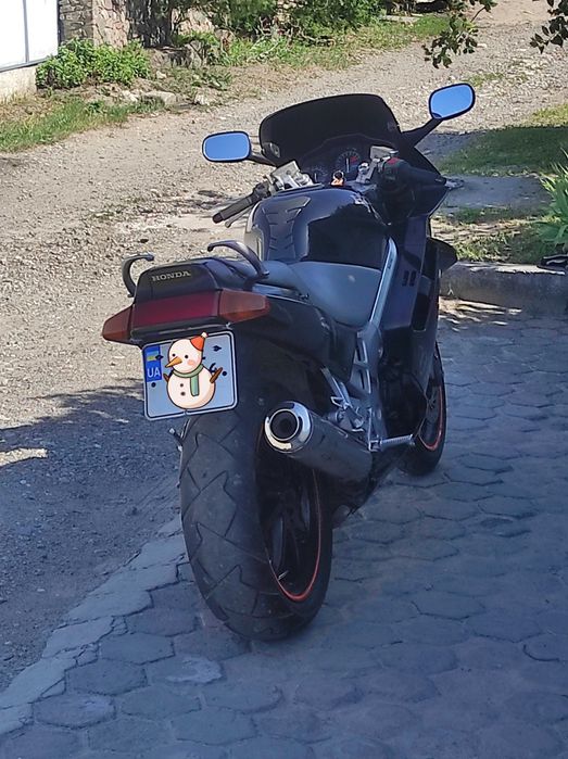 HONDA VFR-750 год 1992.