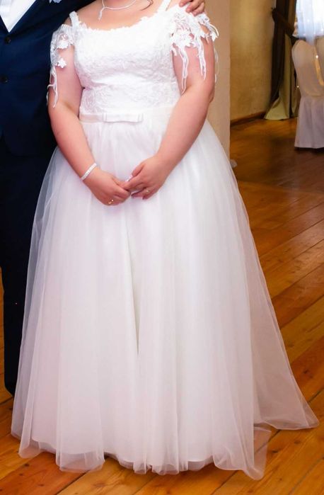 Suknia Ślubna  - Plus Size + dodatki