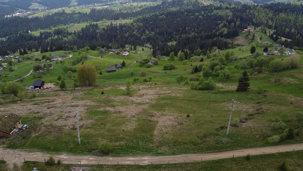 Продається ділянка.Торг. 1.47 Га. с. Яблуниця. ОСГ. Краєвиди. Гори. Бі