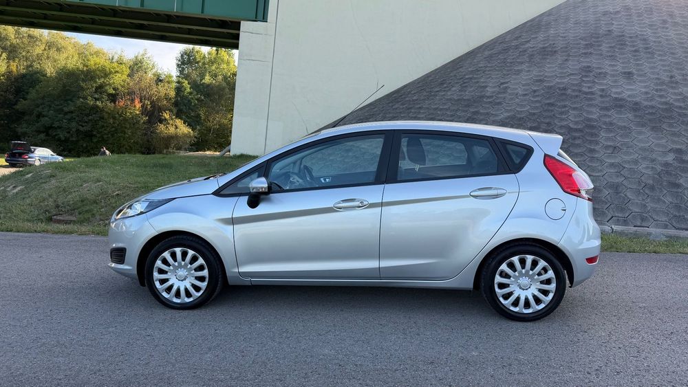 Ford Fiesta 130 Tyś Przebiegu Oryginał Klima Benzyna Super Stan z Niemiec