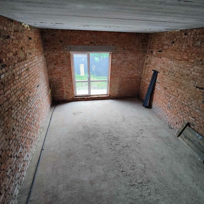 Продам кутовий таун на ближніх Зарванцях