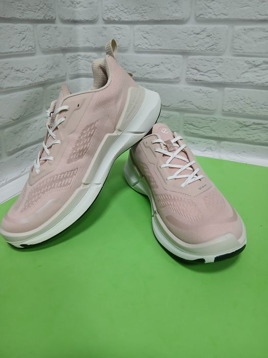 ECCO Biom 2.2 Кросівки повсякденні жіночі розмір 41