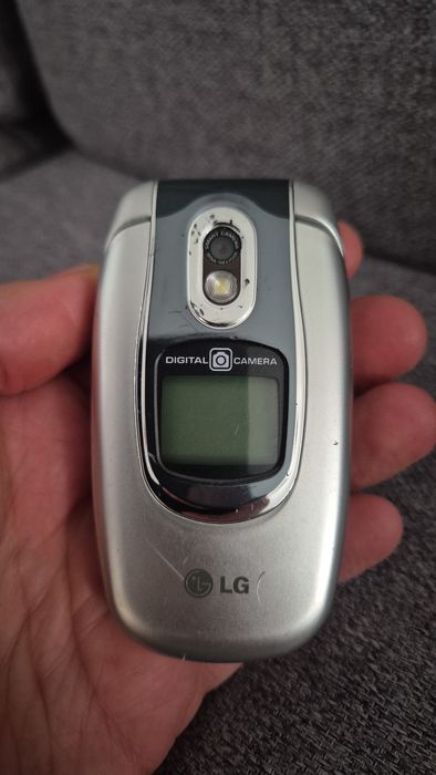 Telefon LG C3320