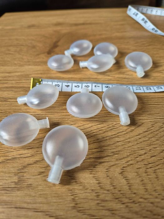 Zestaw 10 plastikowych piszczałek (30mm)