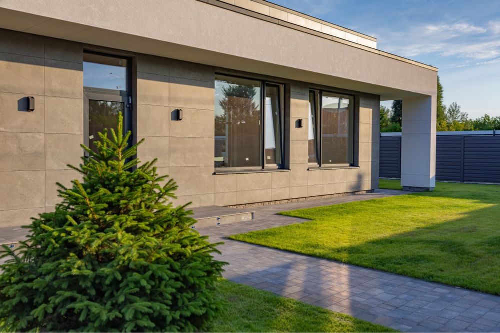 Сучазний будинок в с. Романків