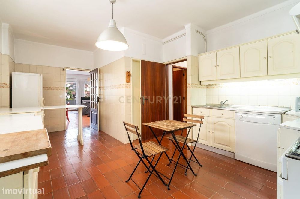 T3 Duplex com 2 Terraços, na Av. Elísio de Moura, em Coimbra