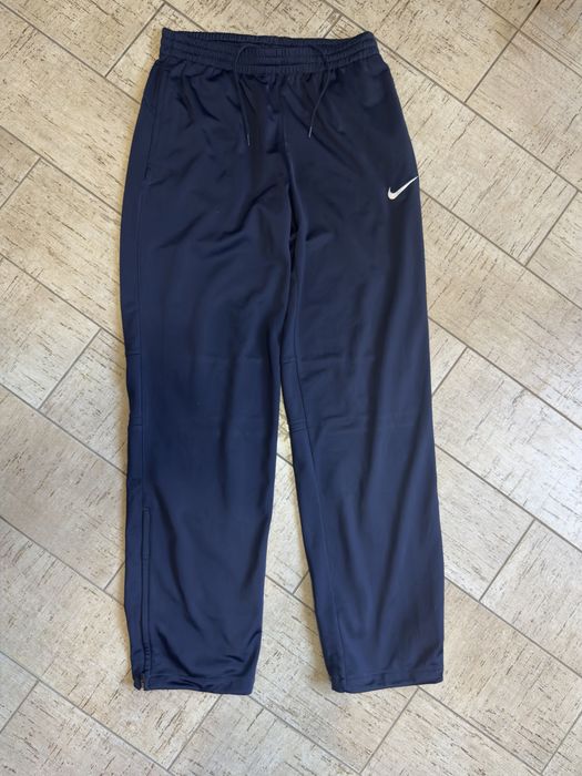 Спортивні штани nike на утяжках s-size