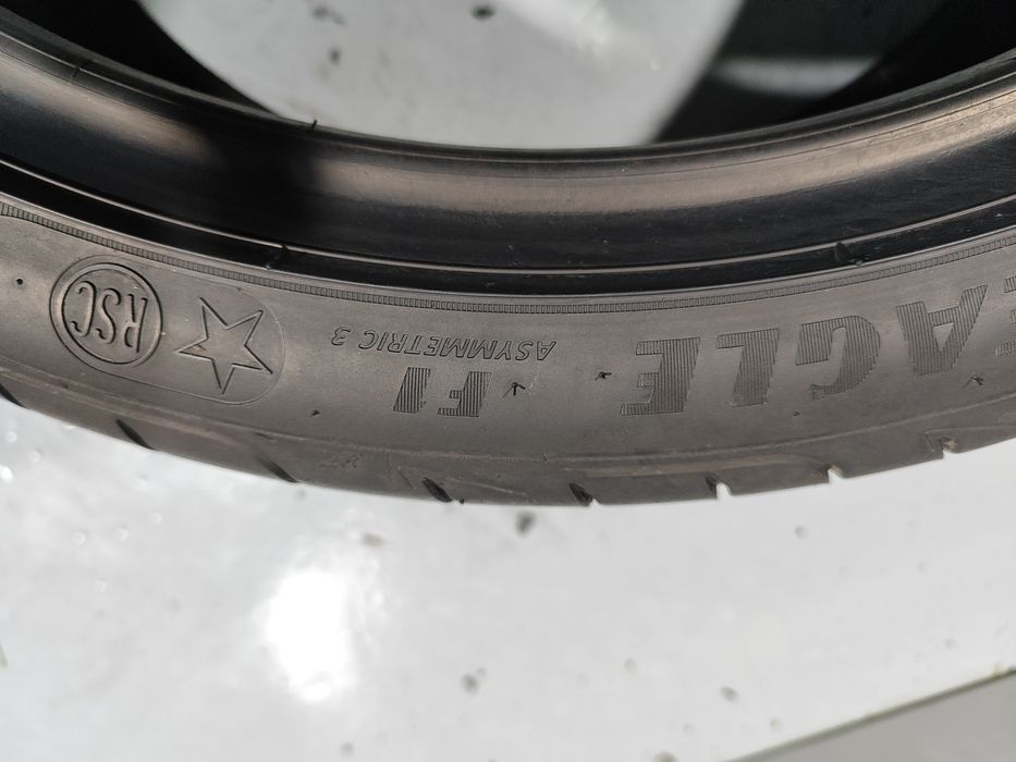 2 pneus semi novos 255-35R19 Good year RFT - Oferta dos Portes