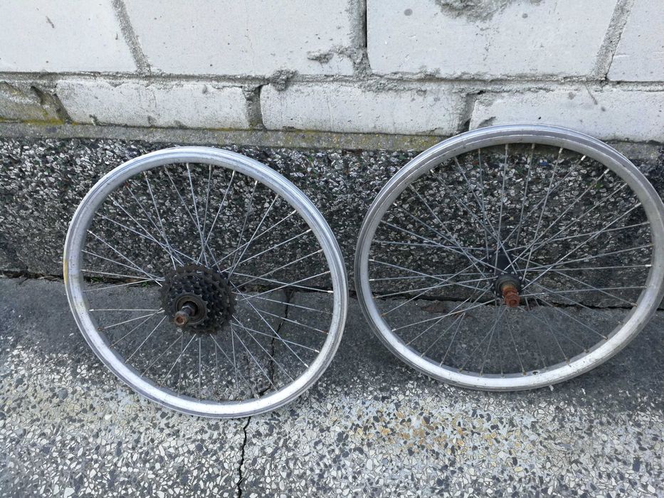 Koła do roweru 26 24 20 i 16  nie tylko 28 te na zdjęciach i inne