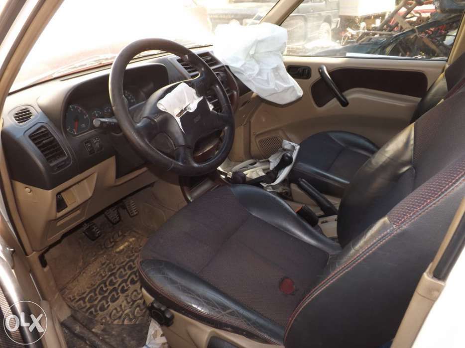 Nissan terrano 2 peças