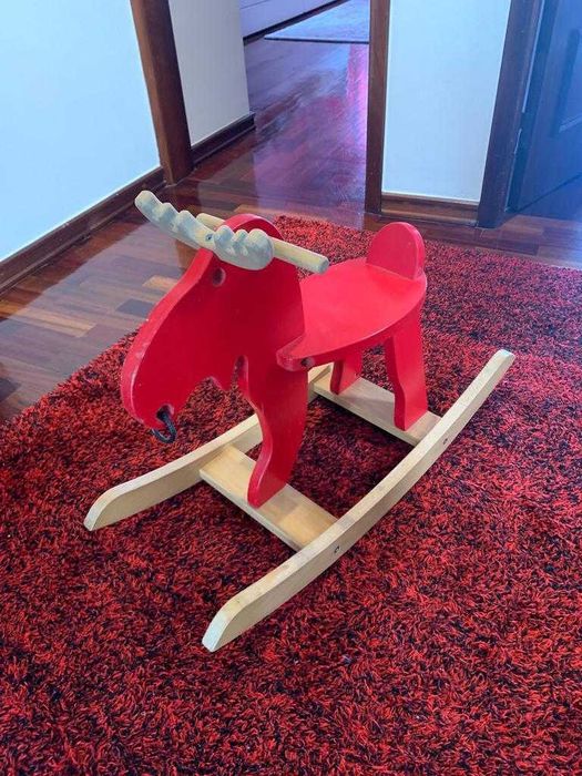 Alce Rena Baloiço IKEA de Madeira EKORRE