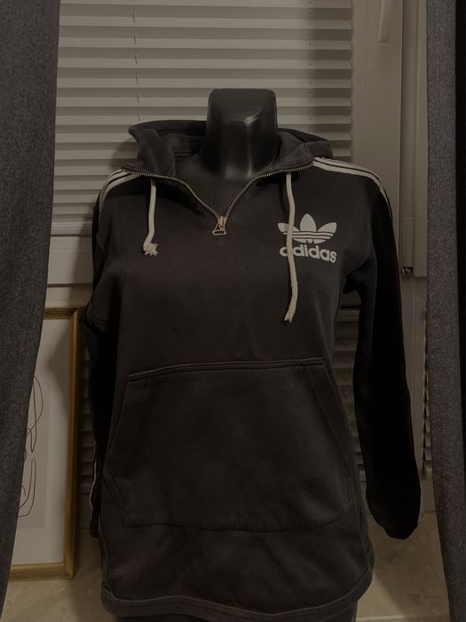 Bluza z kapturem marki adidas czarna