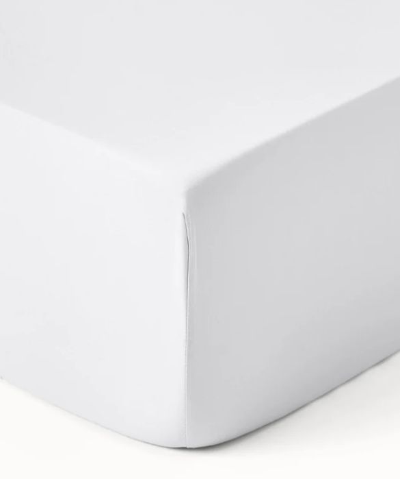 Prześcieradło z satyny bawełnianej z gumką Comfort 140 x 200 x 25 cm