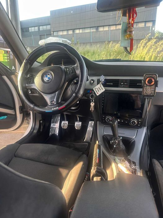 BMW 320 E91 DE 2010