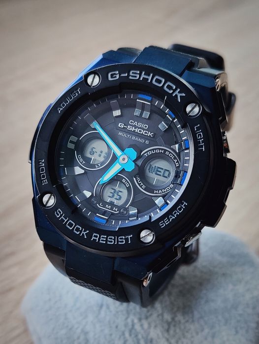 Casio G-Shock GST-W300G-1a2 Tough Solar Multiband 6
