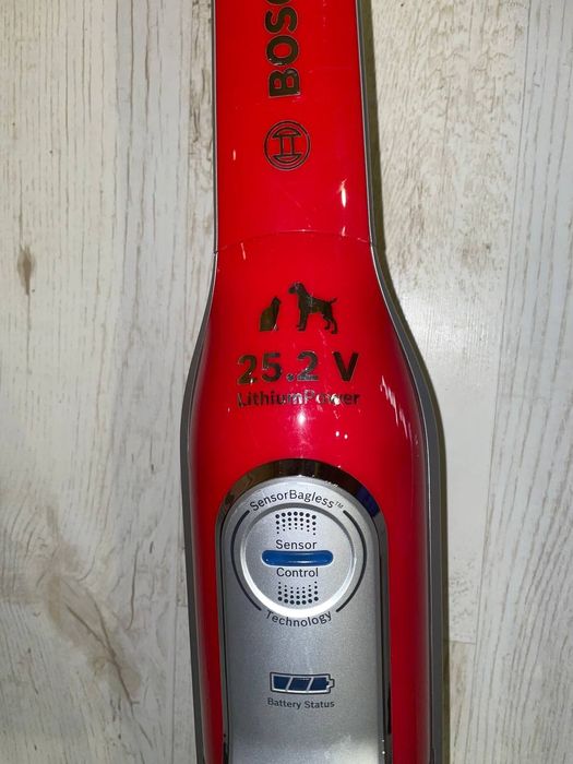 Продается пылесос аккумуляторный Bosch BCH6ZOOO Zoo'o ProAnimal